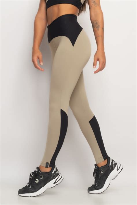 Calça Legging Nude Training