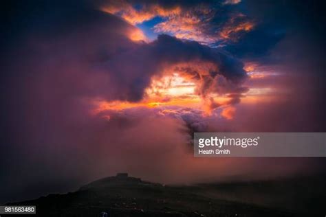 Volcano Eruption Lava Fuji Photos and Premium High Res Pictures - Getty ...