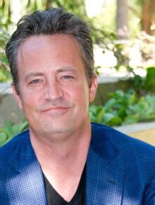 Matthew Perry a dabord dû refuser Friends car il sétait engagé sur