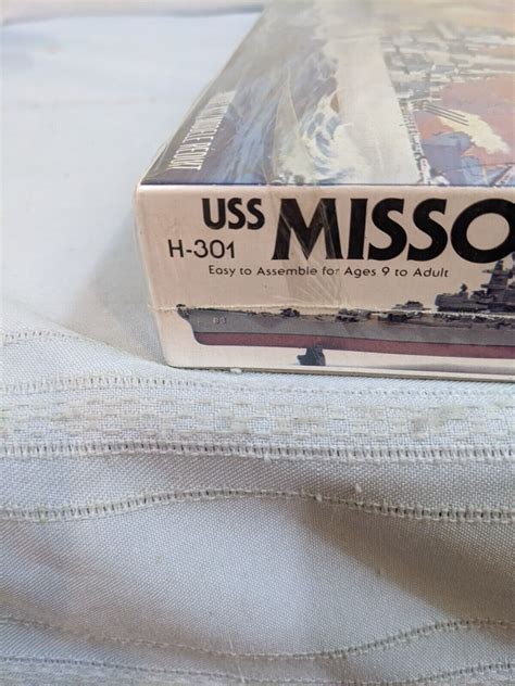 Revell WWII USS Missouri Mighty Mo Navy Battleship Plastic Model 1 535