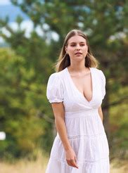 Yana Love Expose Her Big Natural Tits Raw Erotic 01 Morazzia