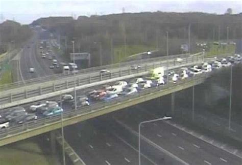 Crash Near Bluewater Causes Traffic On Pepper Hill A2 Back To M25