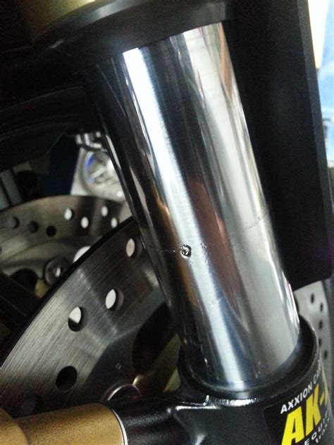Front Fork Leak??? | Triumph Speed Triple Forums