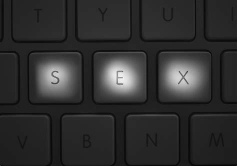 Vis O S O Jovens Em Pandemia E Vendem Conte Do Sexual Na Internet