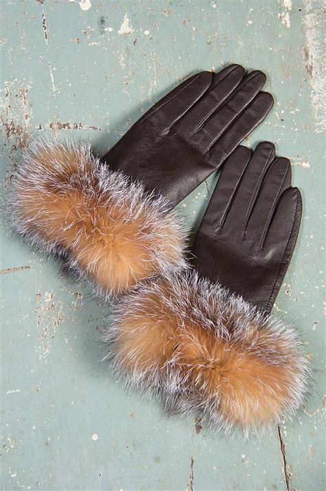 Women S Touch Tech Lambskin Leather Gloves With Fox Fur Trim Leather