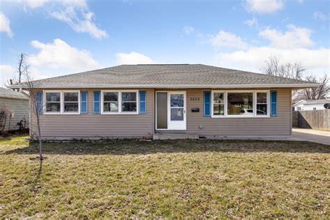 3035 19th Ave Marion Ia 52302 Mls 2401224 Redfin