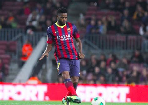 Alex Song Ind Sirable Au Bar A Espagne Fc Barcelone Juin