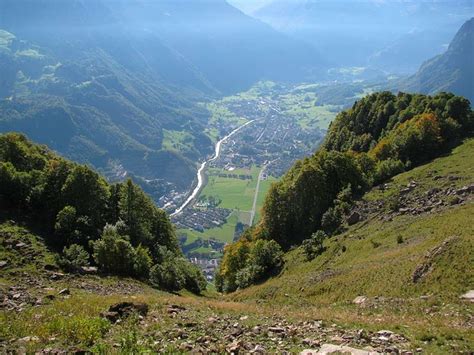 Blick Hinunter Nach Glarus Fotos Hikr Org