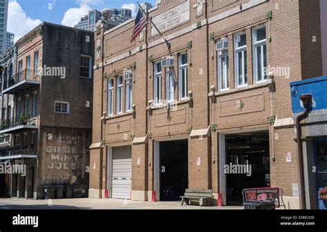 Caserne De Sapeurs Pompiers Fran Aise Banque De Photographies Et D