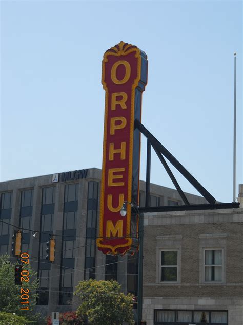 Orpheum Theater in Memphis, TN Summer 2011 | Memphis, Golden gate ...