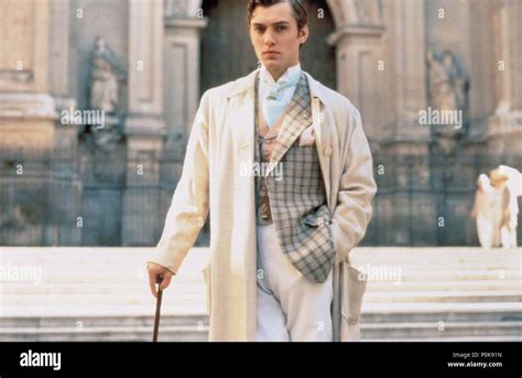 Wilde 1997 film still hi-res stock photography and images - Alamy