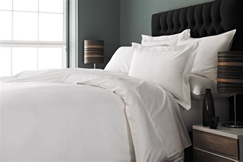 What Kind Of Bedding Do Hotels Use? | Vision Linens