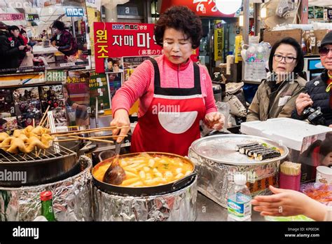 Dongdaemun Market Seoul South Korea Stock Photo Alamy