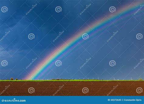 Full Rainbow Spectrum Stock Photo - Image: 44372645