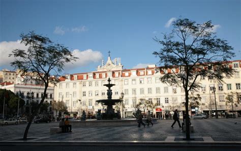 Rossio Square - Lisbon | Portugal Travel Guide Photos