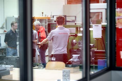 Ausbildung Roto Frank Fenster Und T Rtechnologie Gmbh Freie