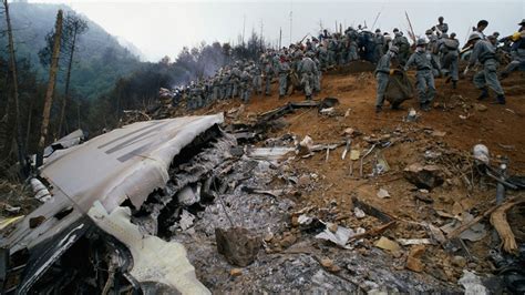 Crash of a Boeing 747SR-46 on Mt Osutaka: 520 killed | Bureau of ...