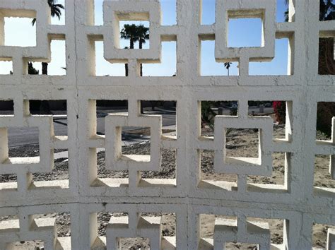 Meiselmania Iconic Decorative Concrete Screen Block