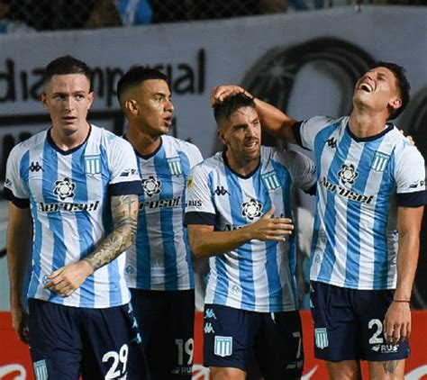 Racing goleó a Argentinos en el Cilindro y logró su primera victoria en