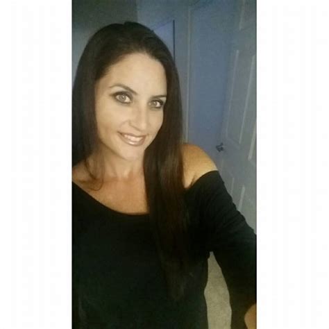 Hot Sexy Jess Lucero Bikini Pics