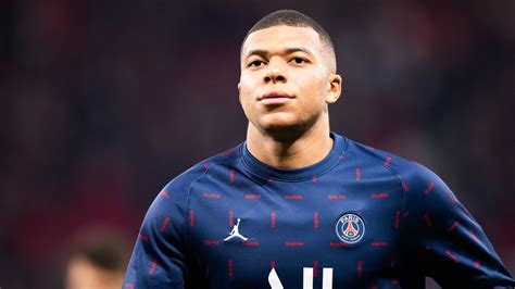 Mercato PSG Le Qatar prépare une offre colossale pour Kylian Mbappé