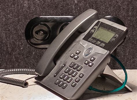 VoIP Phone Systems - Tech Check : Tech Check