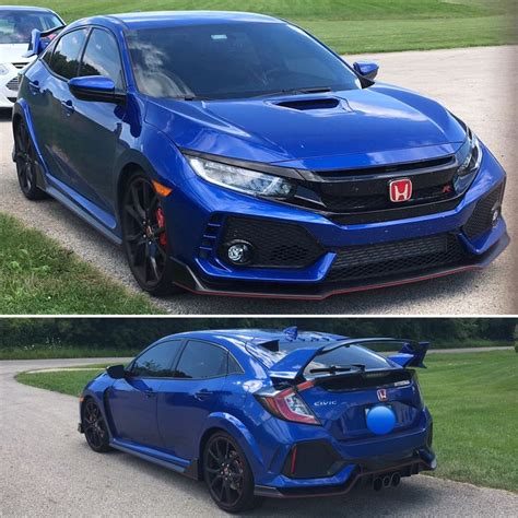 Honda Civic Type R And Hatchback In Woodstock