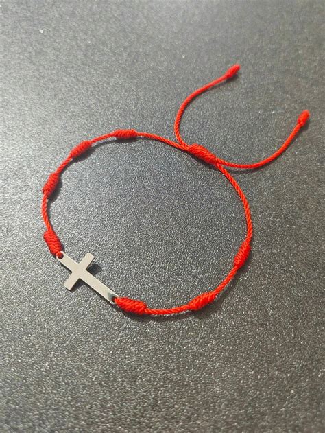 Pieza Pulsera De Cuerda Roja Hecha A Mano Con Nudos Y Colgante De