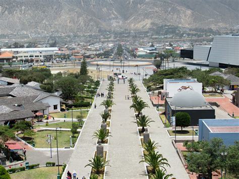 Mitad Del Mundo Ecuador A Guide To Quitos Equator Line