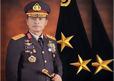 Profil Kabareskrim Baru Komjen Wahyu Widada Peraih Adhi Makayasa