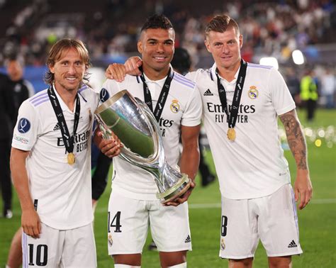 Real Madrid Beat Eintracht 20 For Record Equalling Fifth Uefa Super