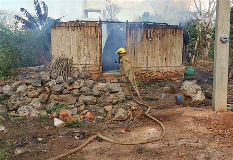 Yucat N Incendio Consume Dos Casas En Comisar A De Peto