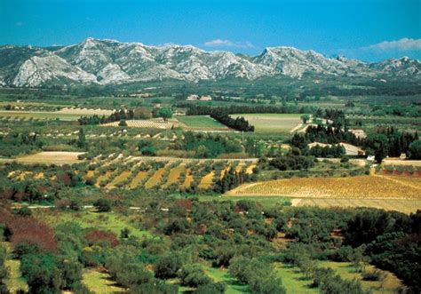 Istres Tourisme Activités Escapades en Provence Les Alpilles