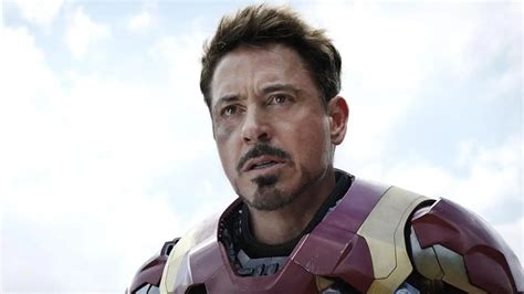 Robert Downey Jr Isnt Ruling Out An Iron Man Return