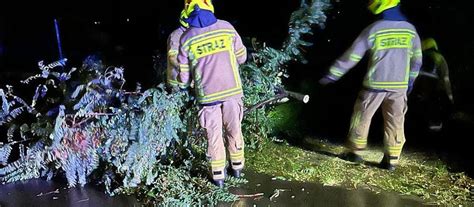 Silny wiatr w Wielkopolsce Strażacy interweniowali blisko 400 razy