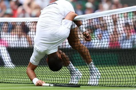 Wimbledon Novak Djokovic se prend le filet mais démarre en trombe