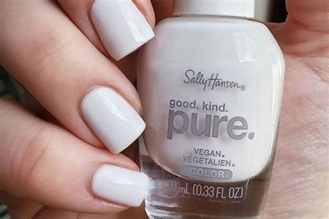 10 Top Non Toxic Nail Polish Brands For Healthy Beautiful Nails