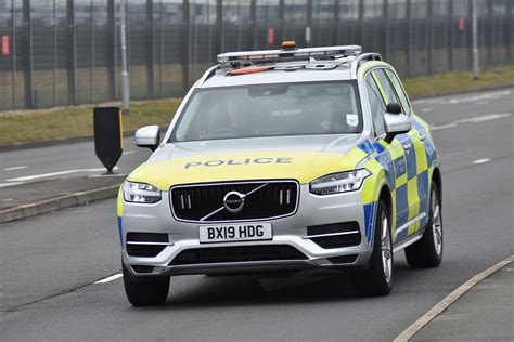 Metropolitan Police Volvo Xc90 Airport Roads Policing Flickr