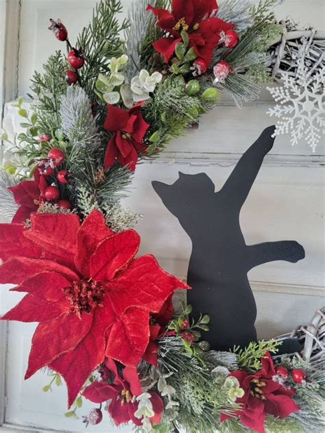 Winter Crescent Moon Black Cat Wreath W Poinsettias Witchy Etsy