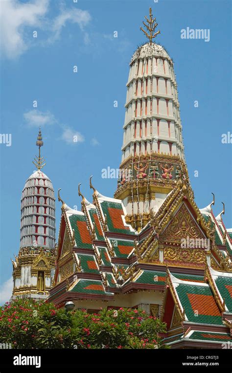 Wat Chakrawat Thailand Bangkok Stock Photo Alamy