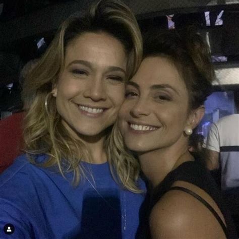 Fernanda Gentil Posa A Namorada Priscila Montandon E Se Declara