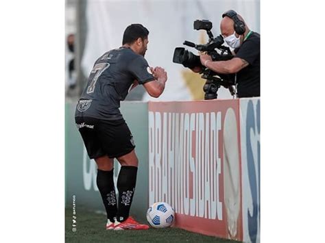 Hulk Celebra Convocação Para Seleção Após Longo Período De Ausência