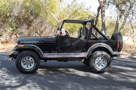 1982 Jeep Cj 7 Laredo 5 Speed For Sale On Bat Auctions Sold For