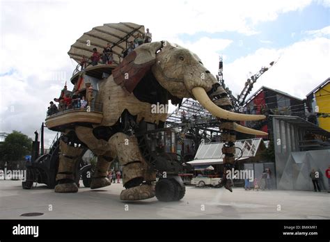 Mechanical Elephant Island Of Nantes France Stock Photo Alamy