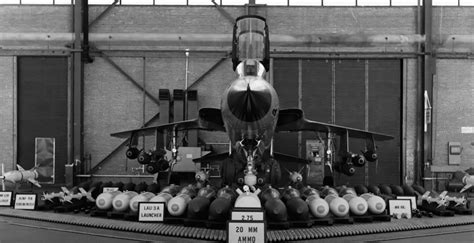 The F105: The Supersonic Bomber’s Fatal Flaw – War Bird Fanatics