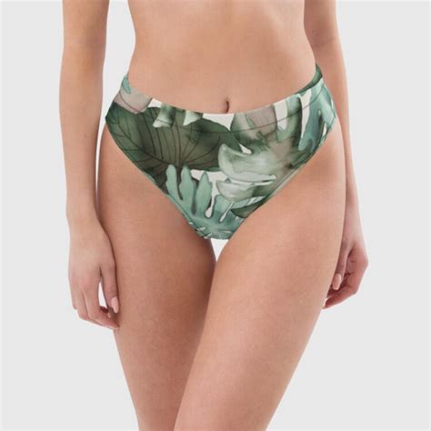 Hot Sexy Amanda Linnea Bikini Pics