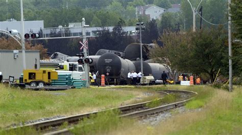 Alabama Derailment the Latest Oil-by-Rail Flashpoint - The Atlantic