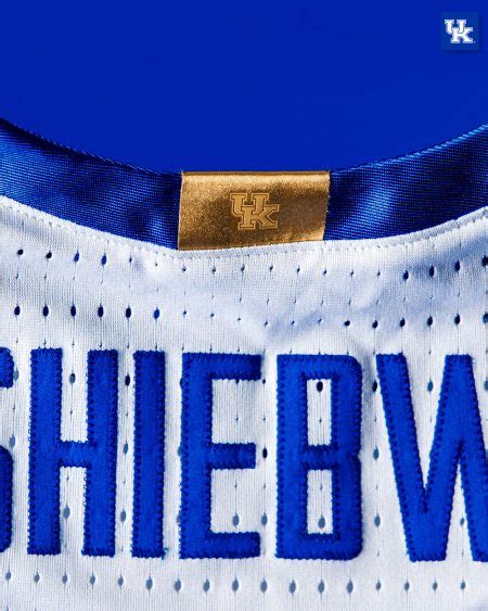 Kentucky Wildcats Unveil New Basketball Uniforms Sportslogosnet News