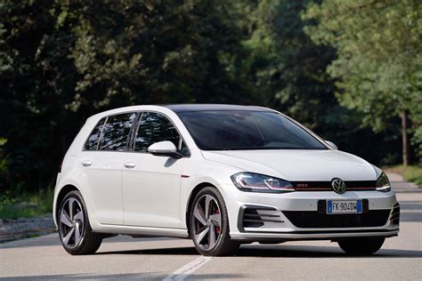 Volkswagen Golf Gti Prova Su Strada Autoappassionatiit