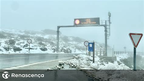 Queda De Neve Fecha Estrada No Maci O Central Da Serra Da Estrela